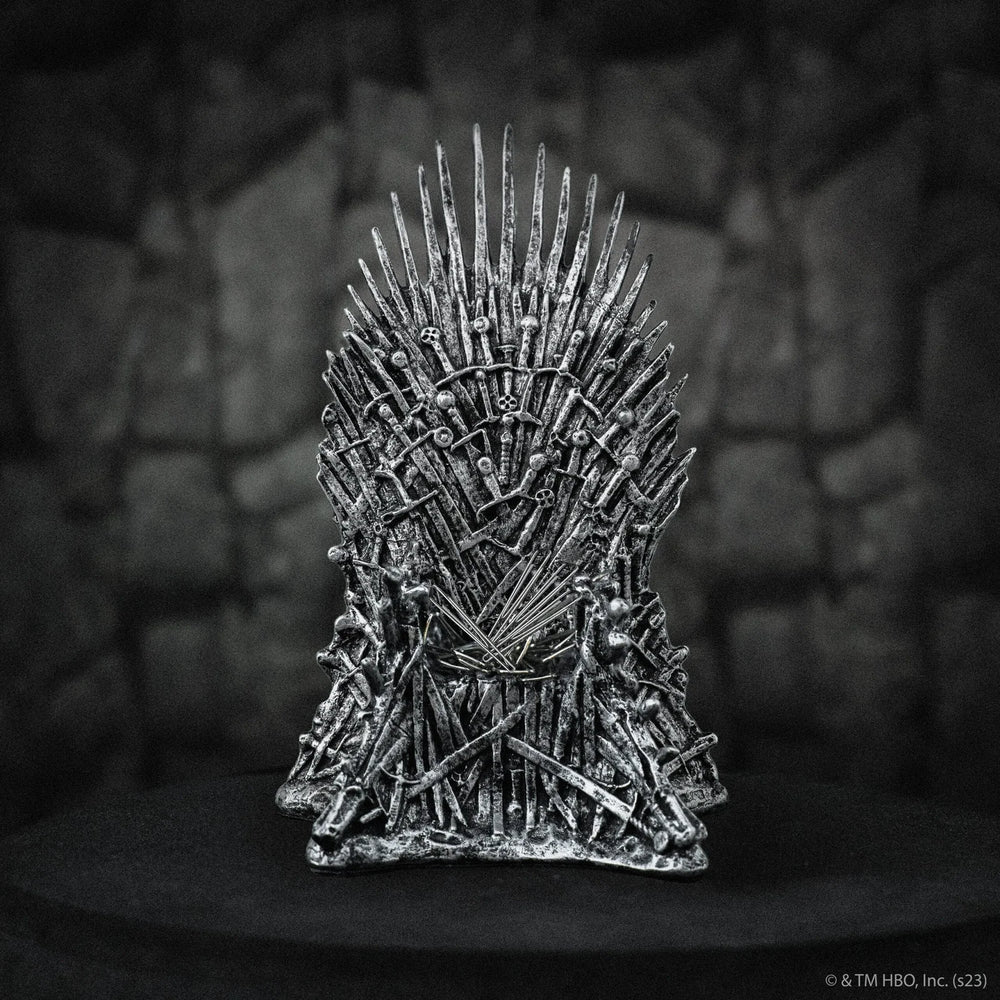 A Game of Thrones - The Iron Throne Magnetic Stand