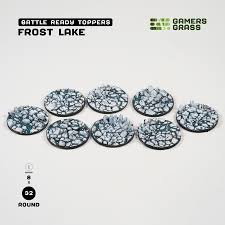 GAMER'S GRASS BATTLE READY TOPPERS - FROST LAKE - ROUND 32MM (8 COUNT)